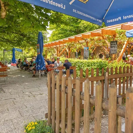 Zur Triftsperre Guest house