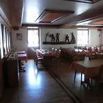 Zur Triftsperre Passau