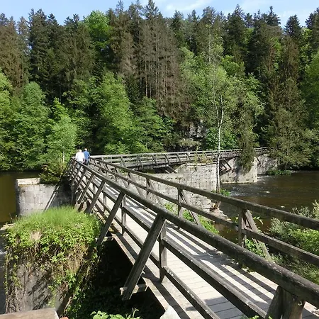 Zur Triftsperre 3*