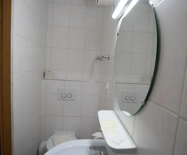 祖尔特里福特斯皮尔酒店 招待所